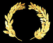 1_golden_wreath.jpg